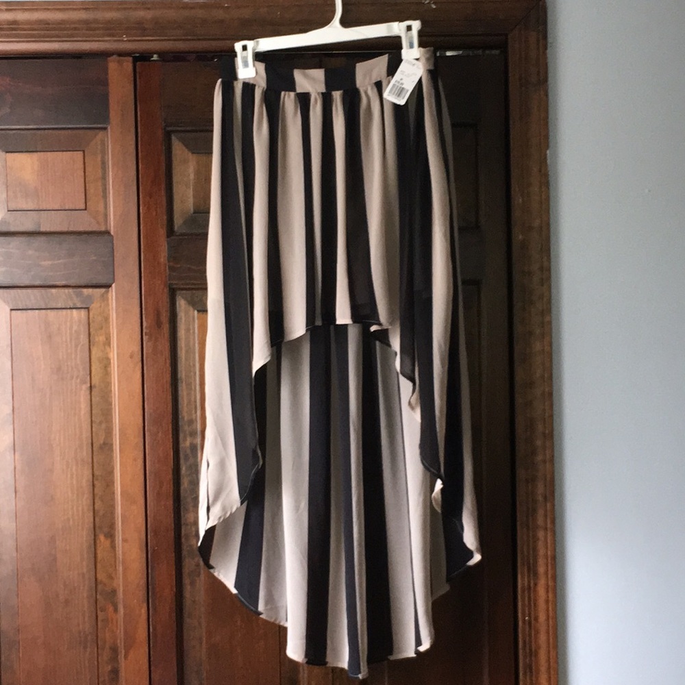 Hi Low Stripped skirt